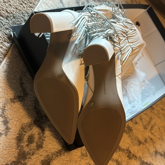 INC Yomesa white fringe boot - Picture 2 of 4